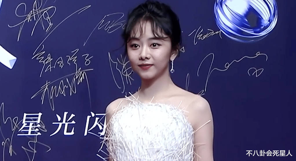 梁朝伟|星动夜红毯生图：梁朝伟满脸褶子，章子怡脸部紧绷，姚晨大嘴抢镜