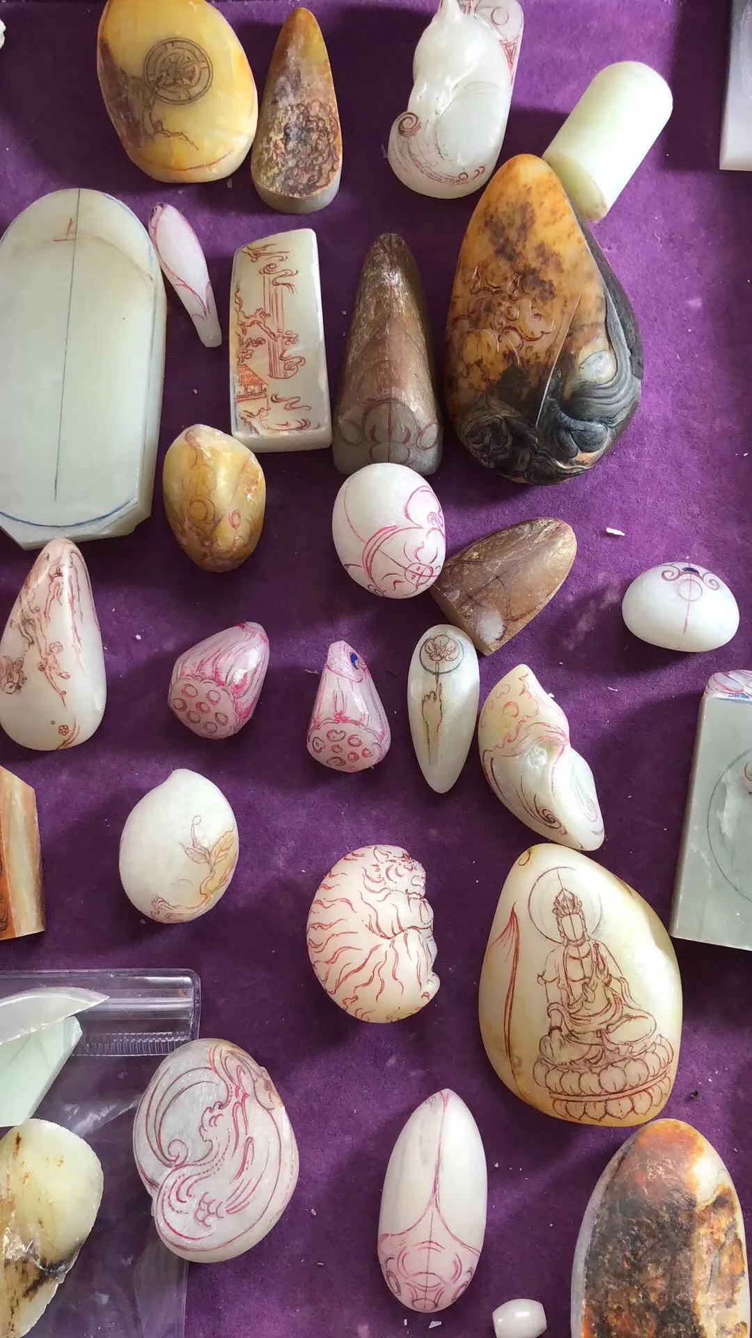 玉雕：和田玉雕刻经常被忽略的环节你们知道吗？