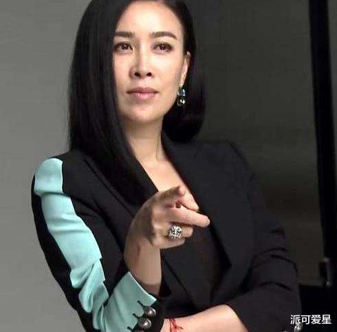 那英|那英16岁儿子近照曝光,如今长成这样,难怪妈妈一直不想公开!