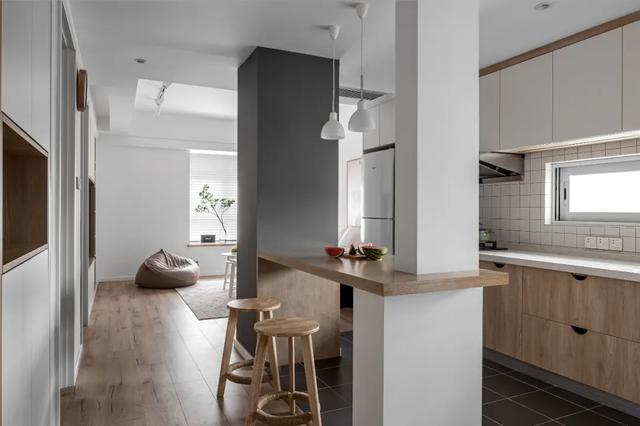 |白色+原木,营造舒适温馨居家体验,在家呆一年我都不想出门