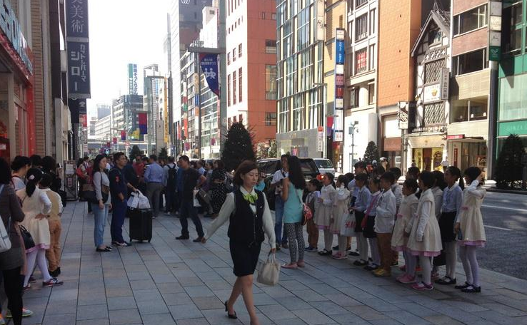 |从中国进口，再以10倍价格卖给中国，我们什么时候可以打破垄断？