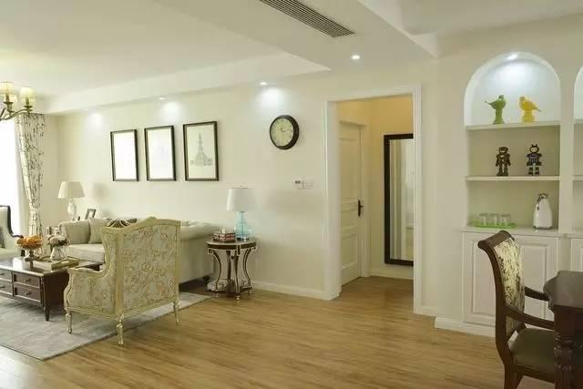 ##只是在餐厅做了一个拱形餐边柜，小区同户型邻居都来模仿