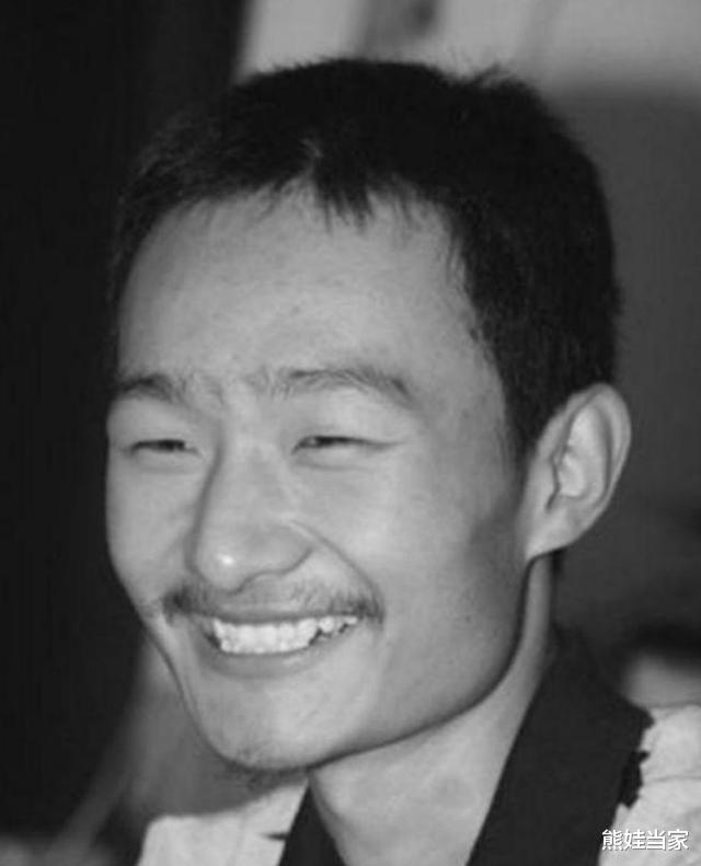 「高考状元」“最厉害高考状元”，总成绩749分差1分满分，如今现状让人羡慕