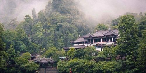 中国最适宜定居的4个城市，第一名副其实，平均房价仅1万3