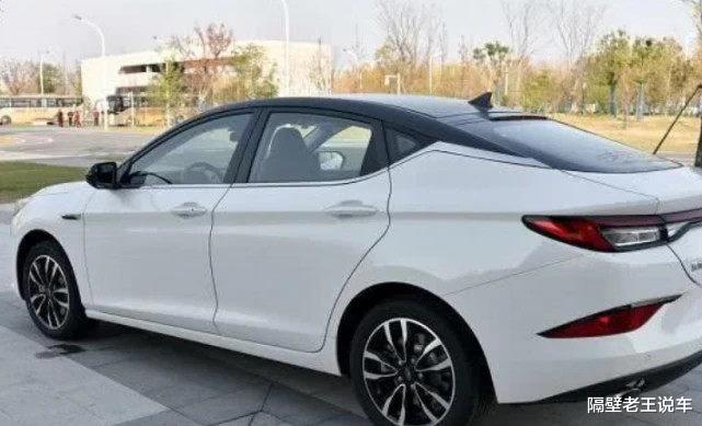 江淮汽车|又一“小超跑”，比思域漂亮10倍，配150马力+大掀背，仅售5.88万