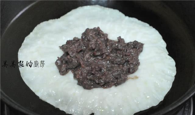 牛奶：糯米粉最省事的做法，不用揉，不用擀，个个皮薄馅大，柔软拉丝！