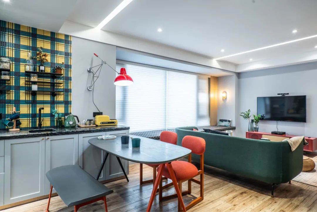 『』客厅不带阳台，窗户这样设计，生活精致舒适