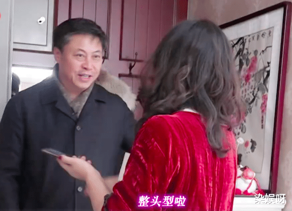 「张佳宁」张佳宁为妈妈二婚操碎心!手把手教准继父谈恋爱,结果却惹人发笑
