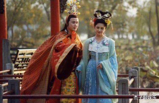 徐少华|“最帅唐僧”徐少华,巅峰时娶“丑妻”,婚姻37年,恩爱如初