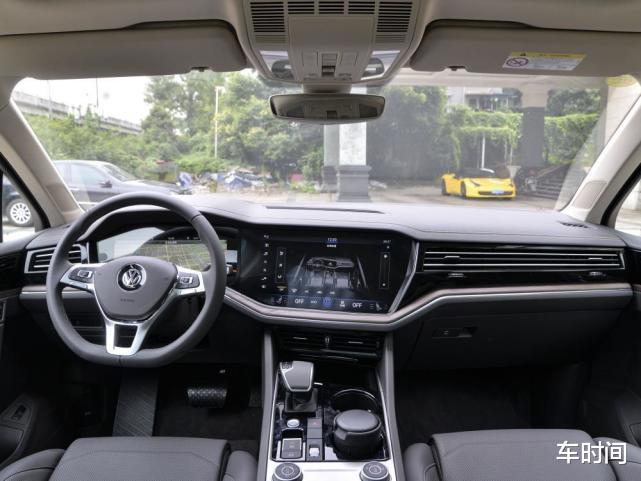 大众途锐|过于低调的好车,340马力+采埃孚8AT,下探11.38万还无人问