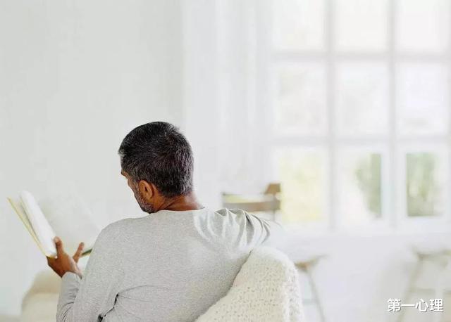 「」越是高智商的人越不喜欢与人交往的原因在于,周围根本没有同类