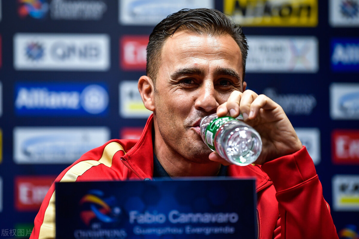 广州恒大|反转！恒大29岁王牌前锋或回归，本赛季中超提前大结局？