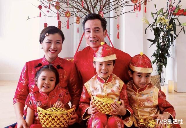 陈茵媺|TVB视帝最美妻子罕有开直播，大方透露明年会拍新剧，网友期待