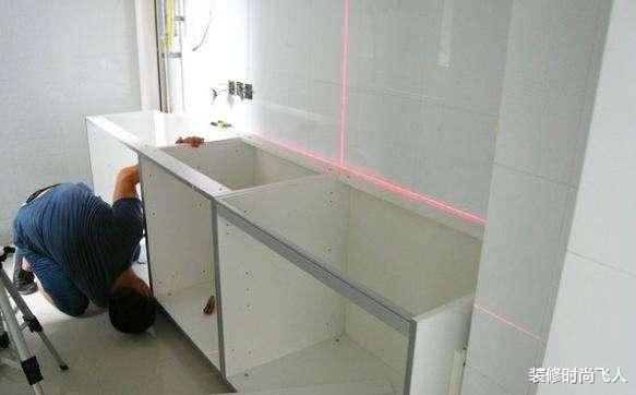 木工▲越来越多人装橱柜加装这东西，老木工看了直夸聪明，后悔没早察觉