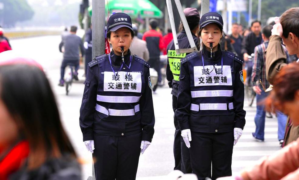 辅警@为什么辅警工资不是很高,还有那么多人抢着应聘?