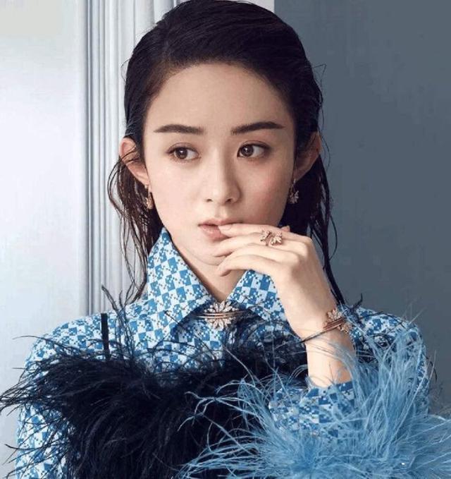 赵丽颖|?赵丽颖被名牌坑惨？迪奥临时修改文案，从“顶级”变“高级”