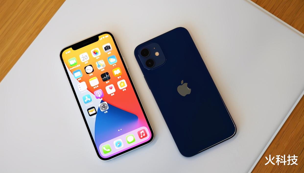|iPhone12系列绿屏：怎么回事！