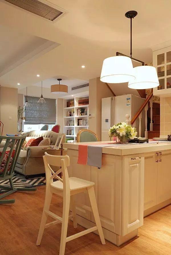 |老公坚持要买顶楼复式房，装修完太漂亮，阳台被邻居们争相模仿