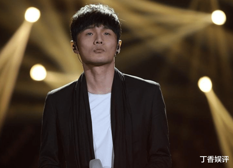 华晨宇▲《好声音》导师名单疑似传出，阵容强大，华晨宇却被吐槽资格不够