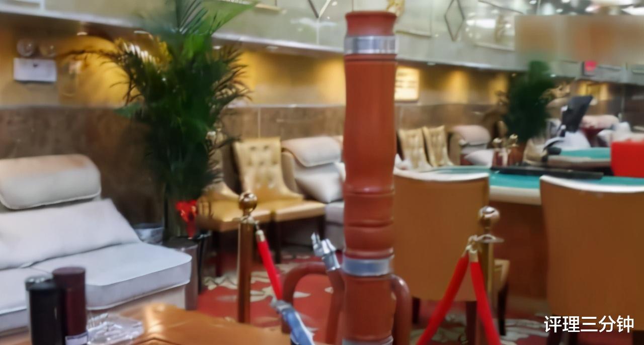 评理三分钟|油船内部存在不法行为,俊男靓女深夜结伴登船,船内别有洞天