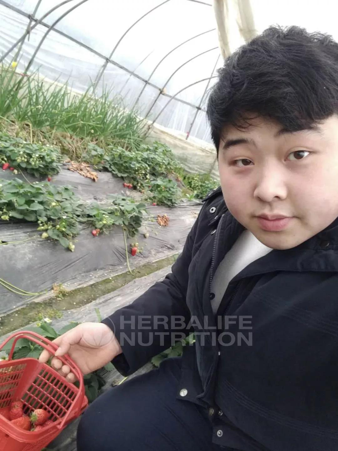 女孩|胖小伙示爱被拒怒减肥,半年甩掉88斤,那个女孩可能要后悔了