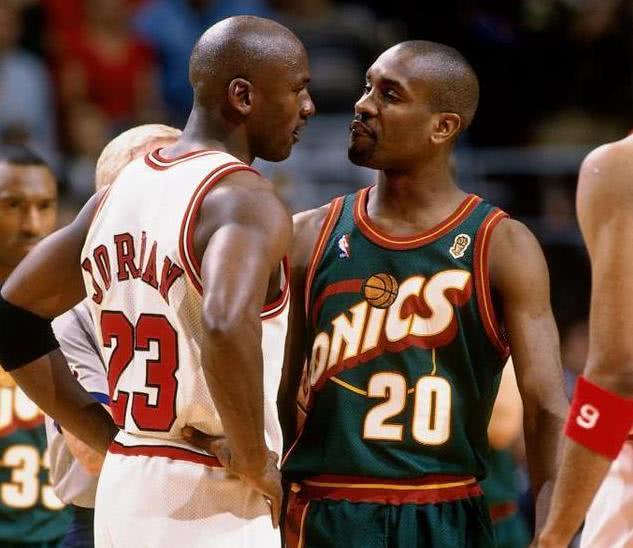 『季后赛』用事实说话!美媒晒乔詹季后赛对手群像图,谁的含金量更足?