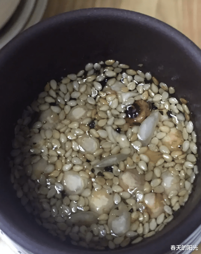 |“女朋友非要给我喝这个茶，味道感觉太怪了，这什么情况？”求帮助哈