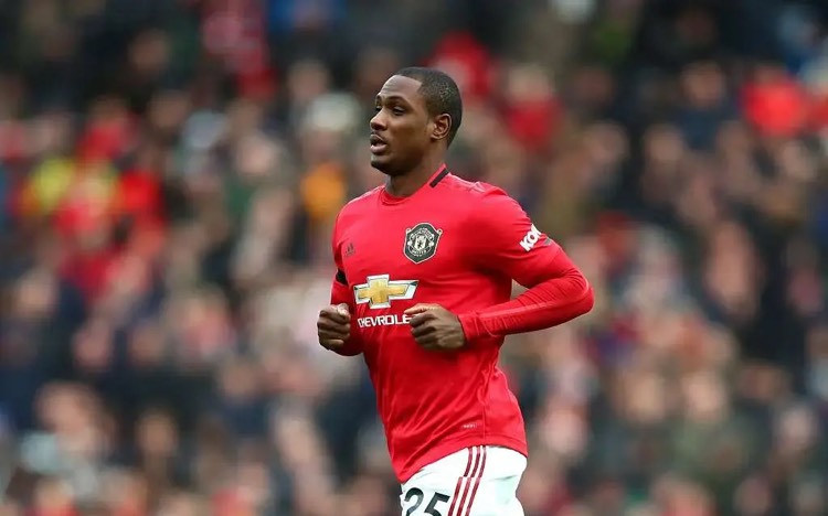 上海申花|沙拉维与申花缘分已尽,36岁水货外援留队,新外援目标全能锋线?