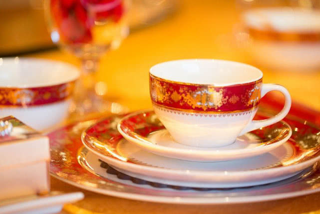 「金牛座」6月上旬起，幸运上上签，3生肖发展势头好，事业有佳绩，要发财