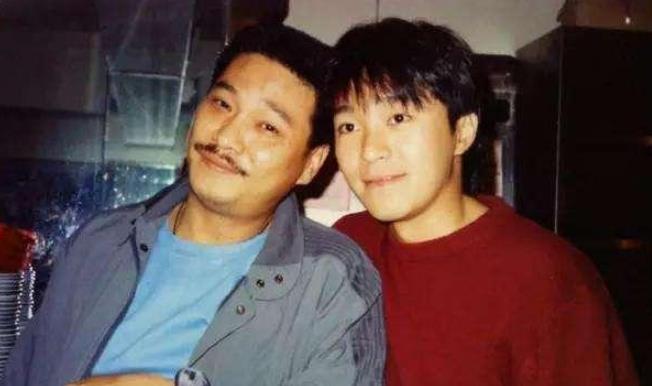 周星驰:洪金宝叫“星爷”,而这三个人叫“星仔”,看清是谁后:打扰了