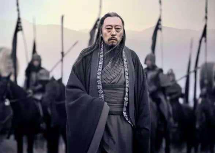 「刘备」“卧龙凤雏、冢虎幼鳞”得一可拥天下，有三人支持的刘备为何会失败？