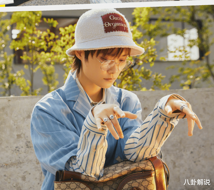 【i love you】《乘风破浪的姐姐》未播先火，李宇春为主题曲作词，两三天写完了