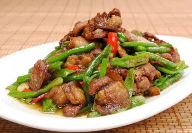 食材@几道家常小炒菜，食材合理搭配，营养更均衡，快乐下厨吧