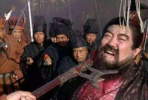 董卓|董卓巅峰阵容究竟有多豪华？两个顶尖谋士，三位元帅，十余名猛将