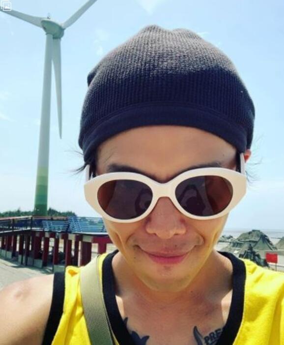 黄鸿升|黄鸿升浴室滑倒身亡,年仅36岁!前女友杨丞琳痛哭,李荣浩惋惜