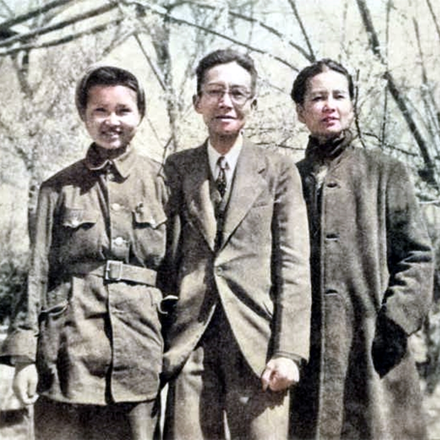 林徽因|罕见梁思成和林徽因合影,气质优雅郎才女貌,两人带病设计国徽