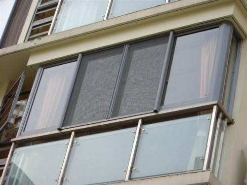 蚊子|夏天室内蚊虫真烦人，教你一招，把纱窗用它来代替，实用多了