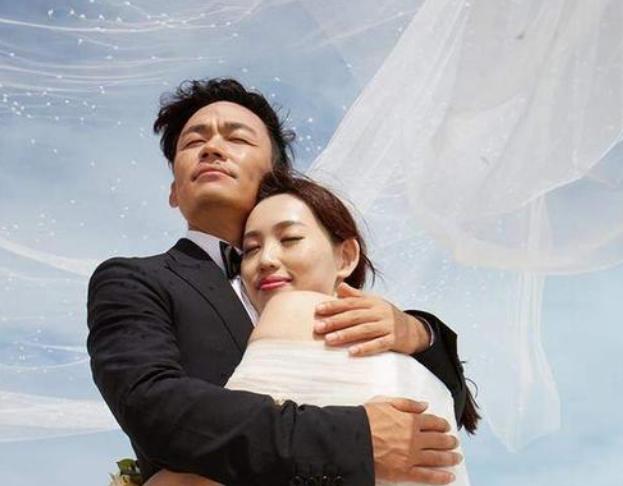 「」参观王宝强住的豪宅，户外游泳池很霸气，卧室装修也太土了