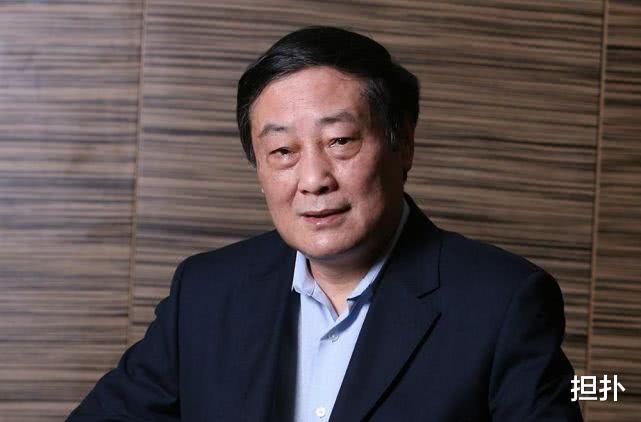 『宗庆后』杭州最大的隐形富豪，公司不上市不贷款，在银行存百亿现金赚利息