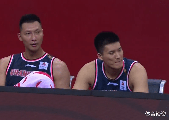 广东男篮|3人0分露原形！广东替补被最强全华班完爆，11犯规杜锋也得被气疯