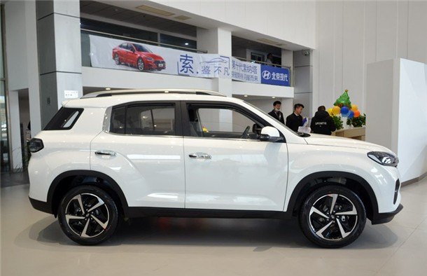 適合傢用的合資SUV 實拍2021款北京現代IX35-圖4