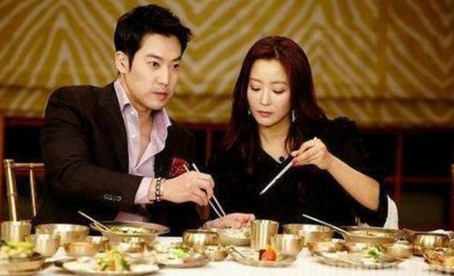 金喜善|金喜善因女儿长得丑被质疑整容,网友称没长开,9年后惨遭打脸