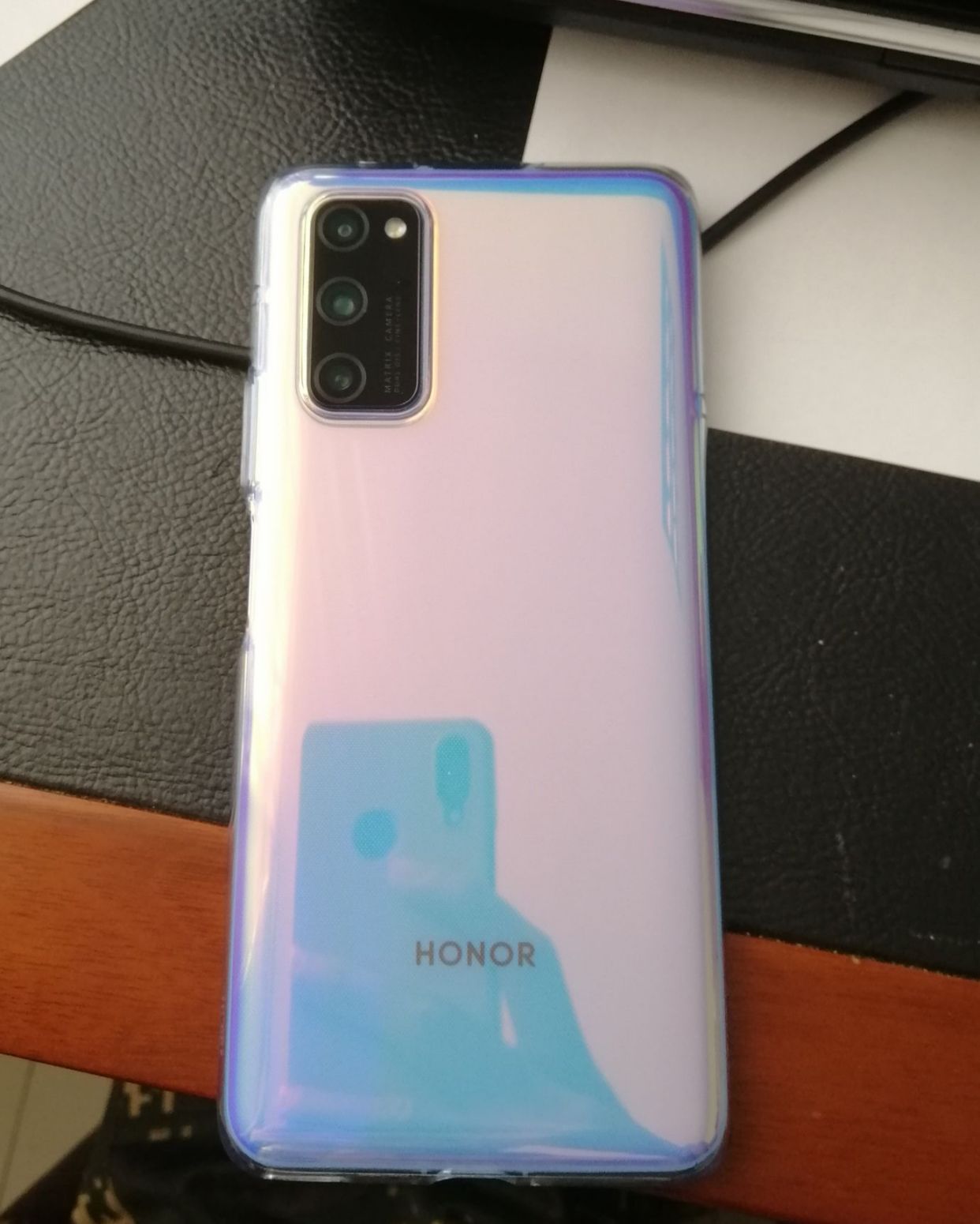 『荣耀』荣耀“放大招”,麒麟990+40W快速充电,再次降价800元!