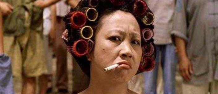 焦恩俊：那些长相“奇丑”的明星，曾经个个颜值逆天，“西门大妈”太惊艳