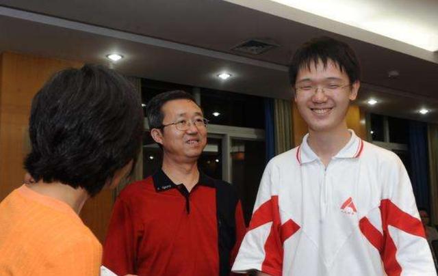 『清华大学』他高考703分，却被美国大学拒收，无奈上清华，毕业后：感谢拒绝