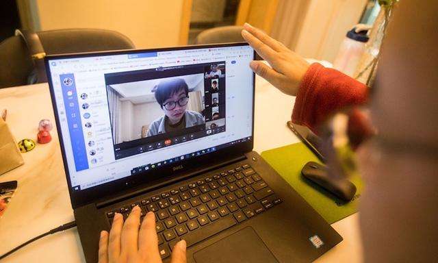 剃须刀|10亿对3亿,钉钉以3倍差距进行弯道超车,腾讯还能有机会吗?