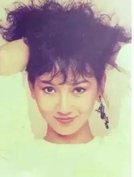 赵奕欢@66岁赵雅芝,新剧给46岁周迅当妈,网友称她俩演姐妹更合适?