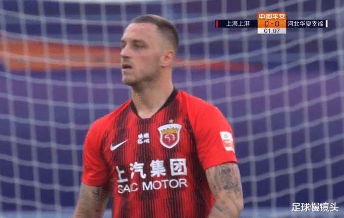 上海上港|2-0！上港王牌5分钟2球踢疯了，13场轰11球，中超劲旅防守崩盘