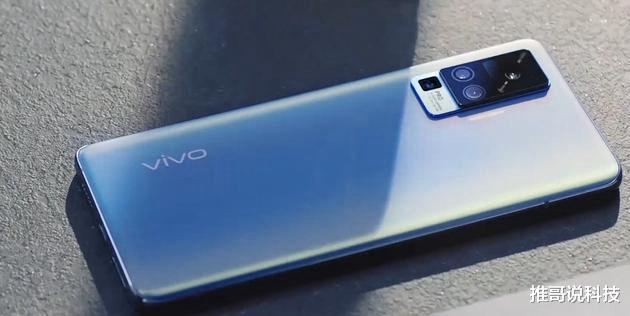 #vivo x#vivo X50将于5天后发布，电影运镜+“大眼睛”！