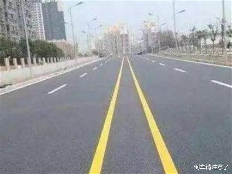 奇瑞瑞虎■单黄线与双黄线区别在哪?交警:弄懂前别上路,否则3天扣光12分!
